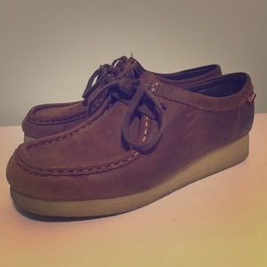Clarks Wallabees 8.5